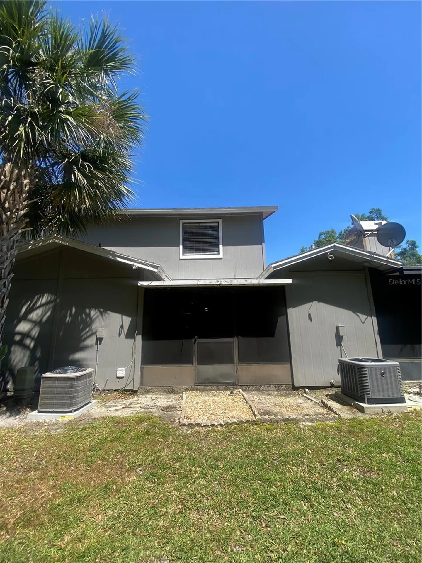 10125 Lake Oak Circle Tampa FL 33624