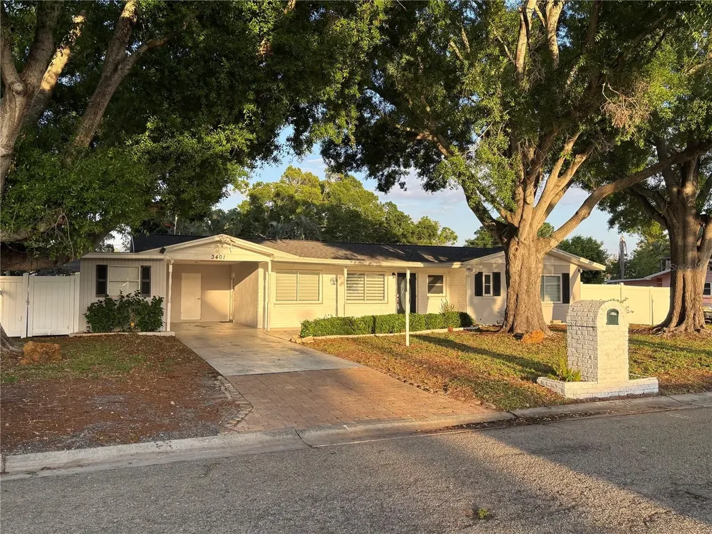 3401 28th Street W Bradenton FL 34205