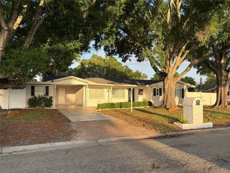 3401 28th Street W Bradenton FL 34205