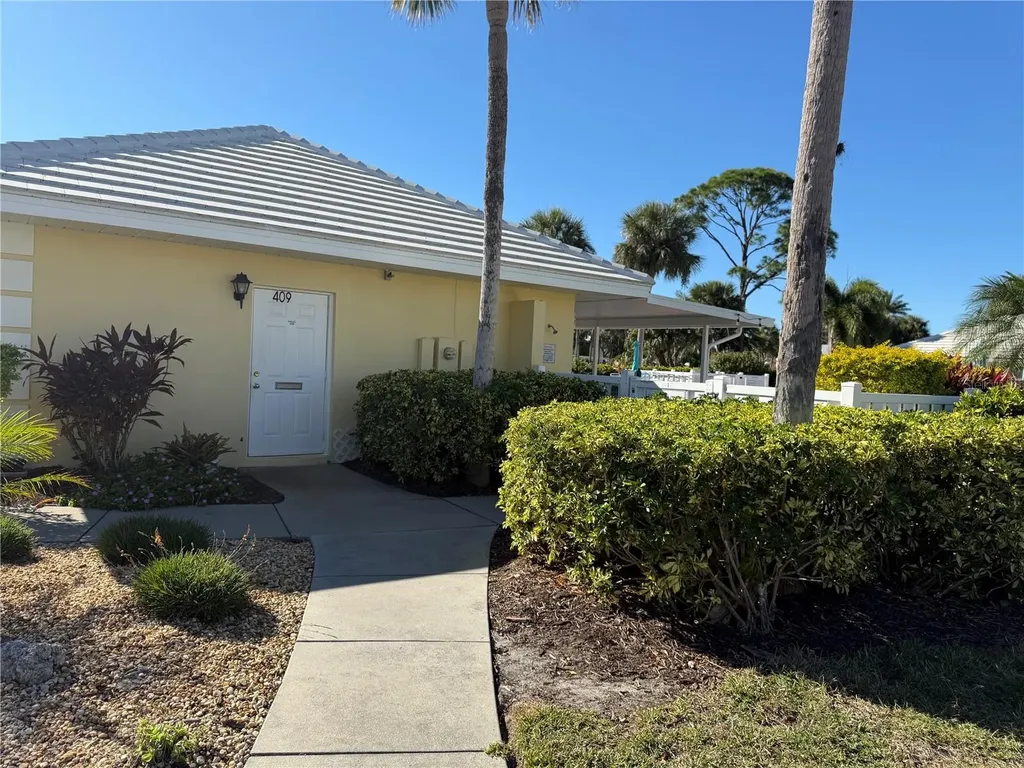 404 Cerromar Circle N Venice FL 34293