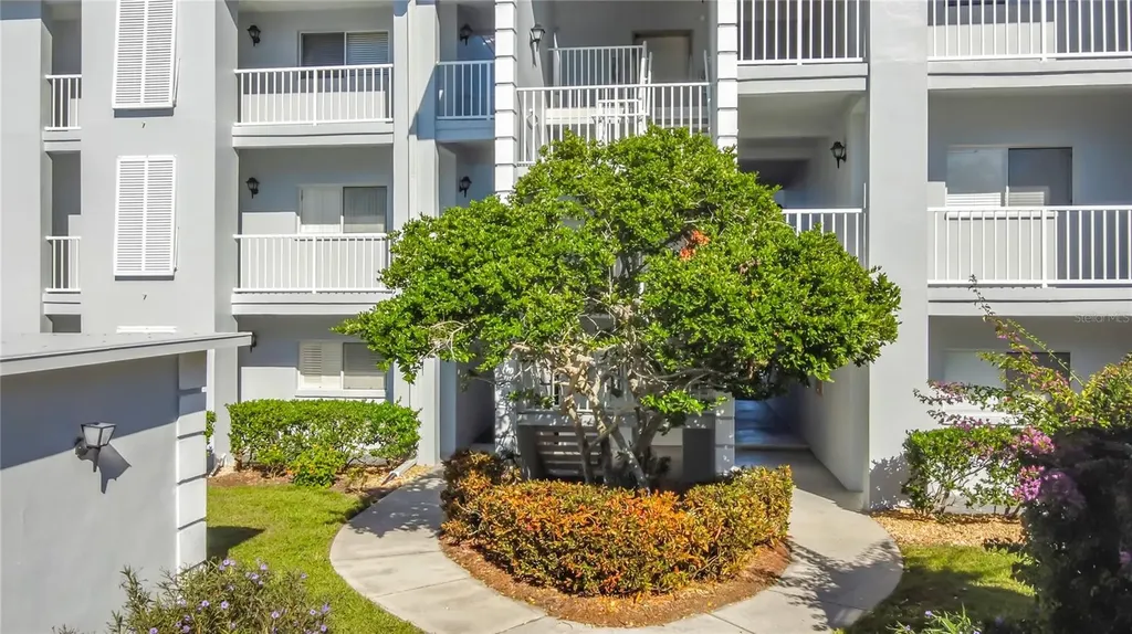 404 Cerromar Circle N Venice FL 34293