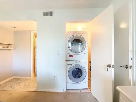 404 Cerromar Circle N Venice FL 34293