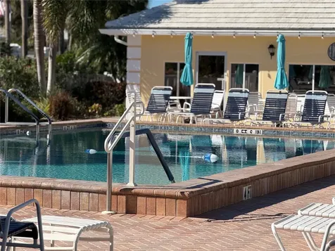 404 Cerromar Circle N Venice FL 34293