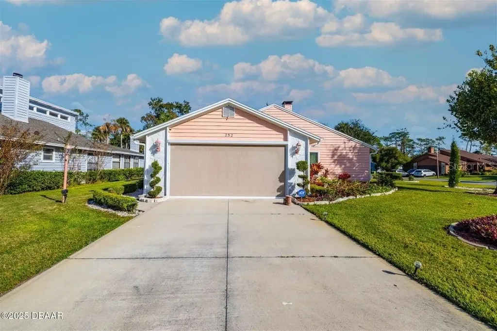 252 Gull Drive S Daytona Beach FL 32119