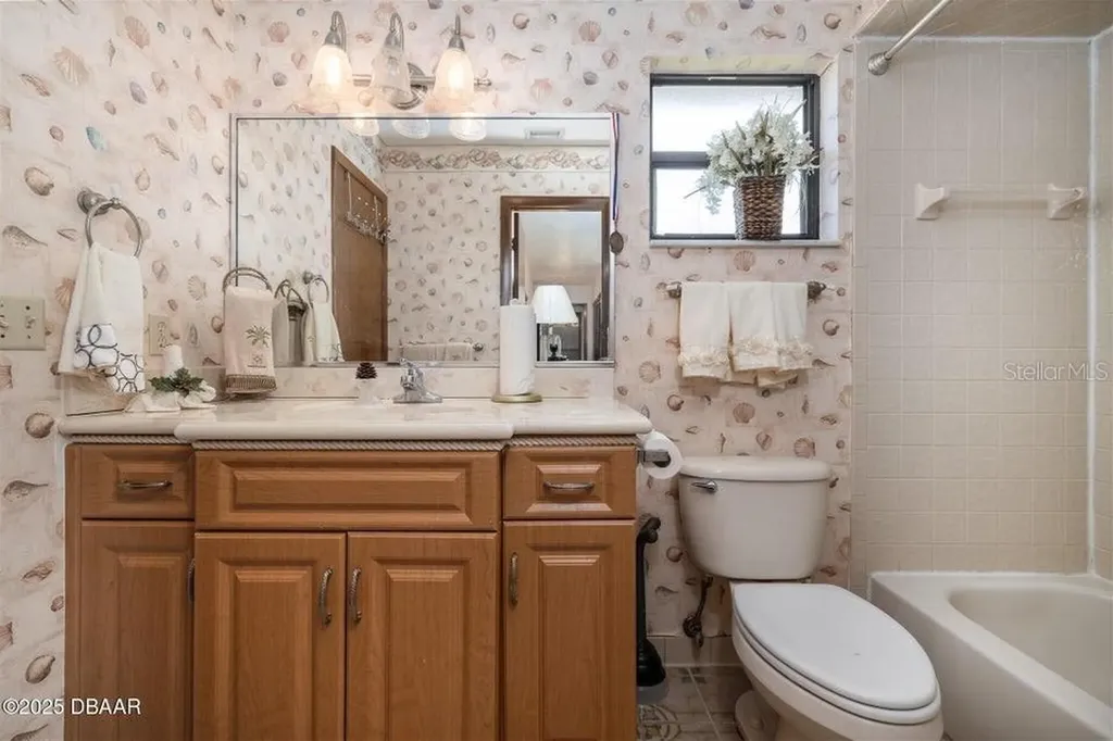 252 Gull Drive S Daytona Beach FL 32119