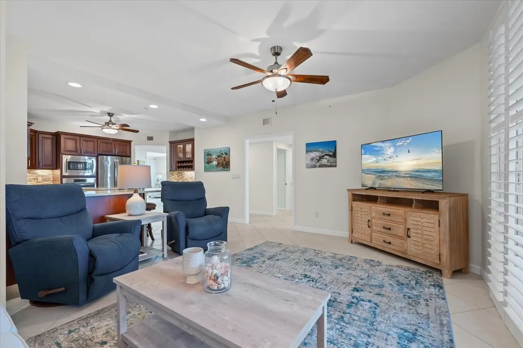 1260 Dolphin Bay Way Sarasota FL 34242