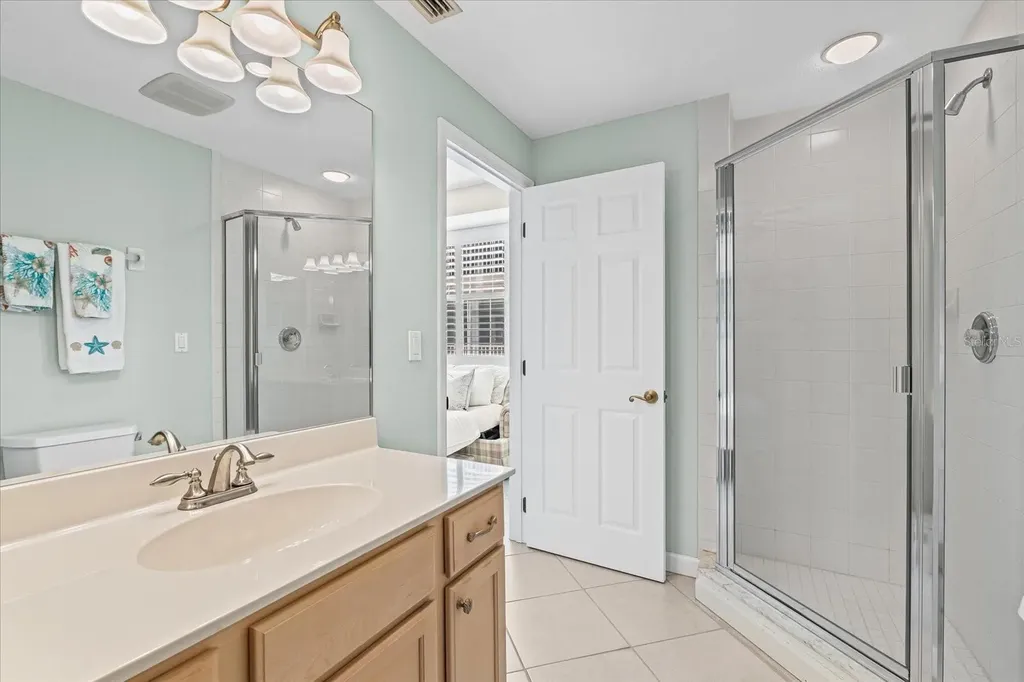 1260 Dolphin Bay Way Sarasota FL 34242