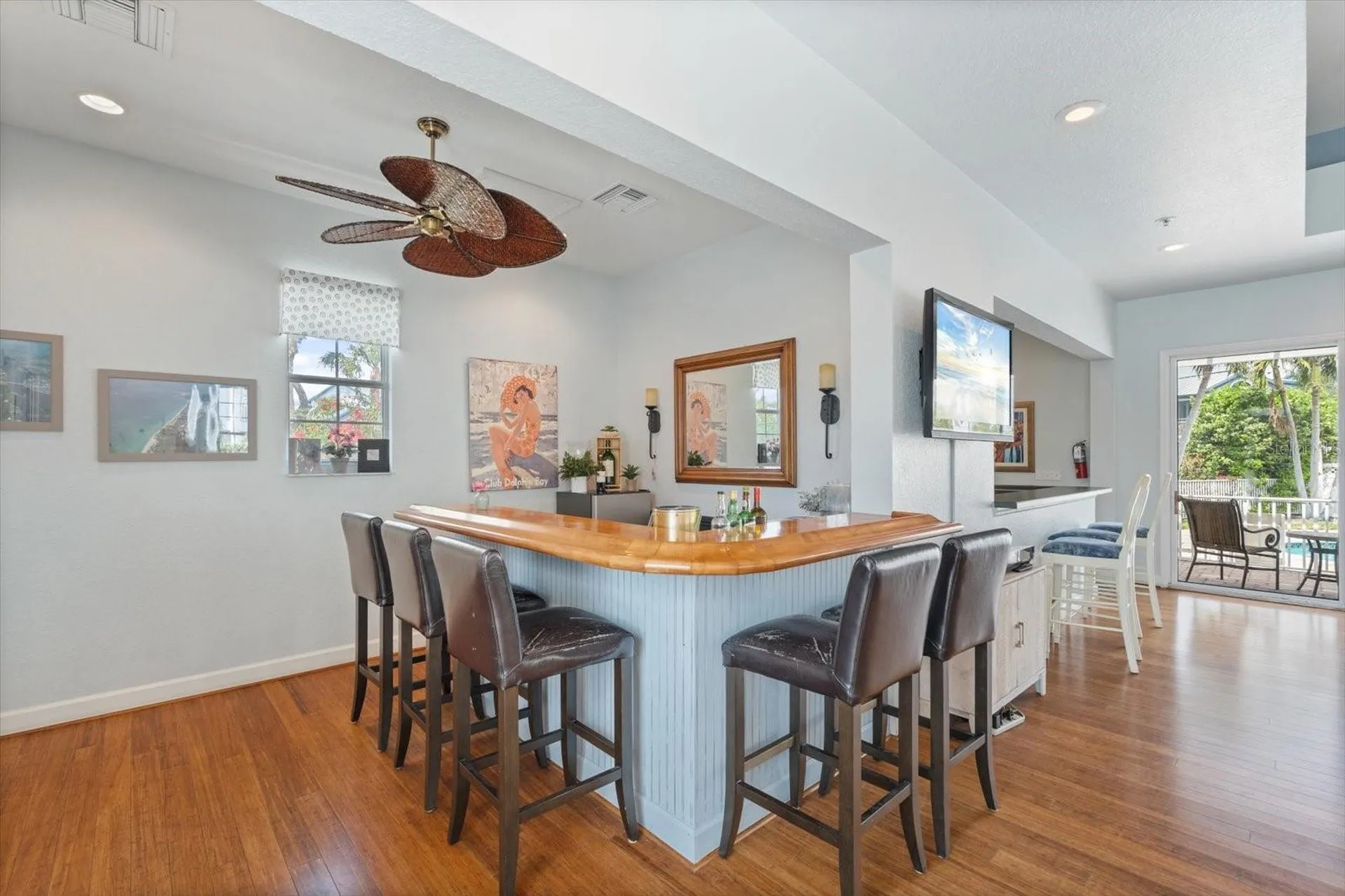 1260 Dolphin Bay Way Sarasota FL 34242