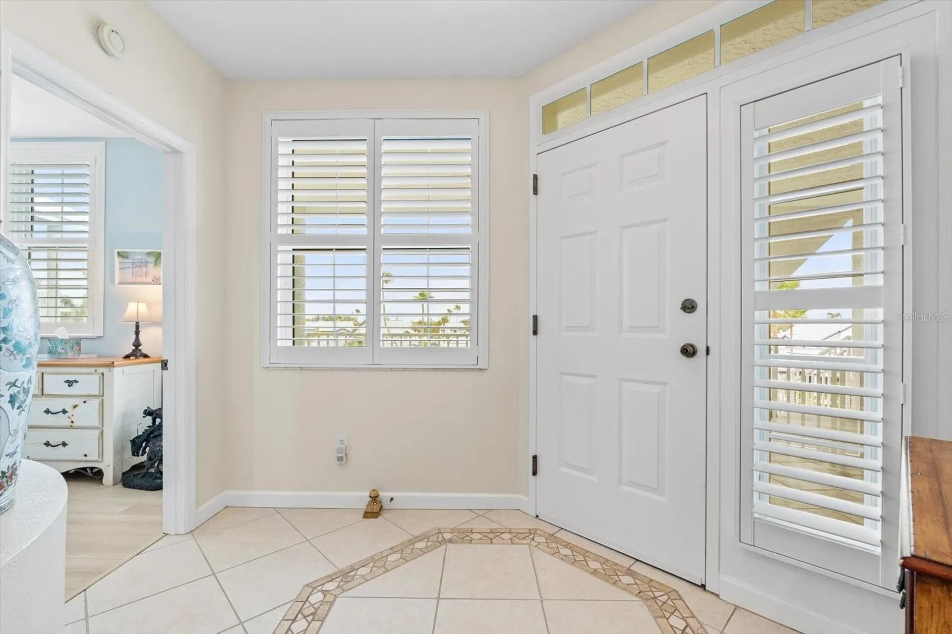 1260 Dolphin Bay Way Sarasota FL 34242