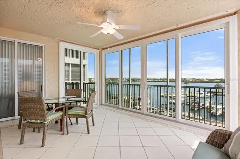 1260 Dolphin Bay Way Sarasota FL 34242
