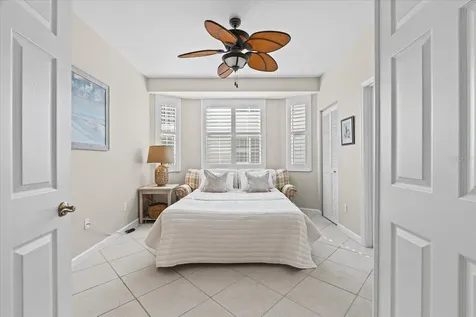 1260 Dolphin Bay Way Sarasota FL 34242