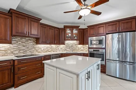 1260 Dolphin Bay Way Sarasota FL 34242