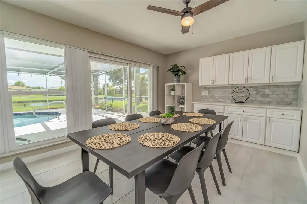 33 Caddy Road Rotonda West FL 33947