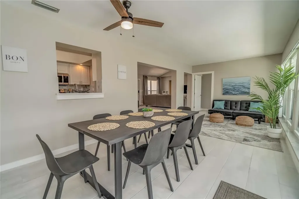 33 Caddy Road Rotonda West FL 33947
