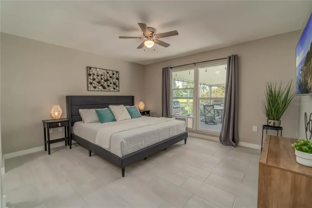 33 Caddy Road Rotonda West FL 33947