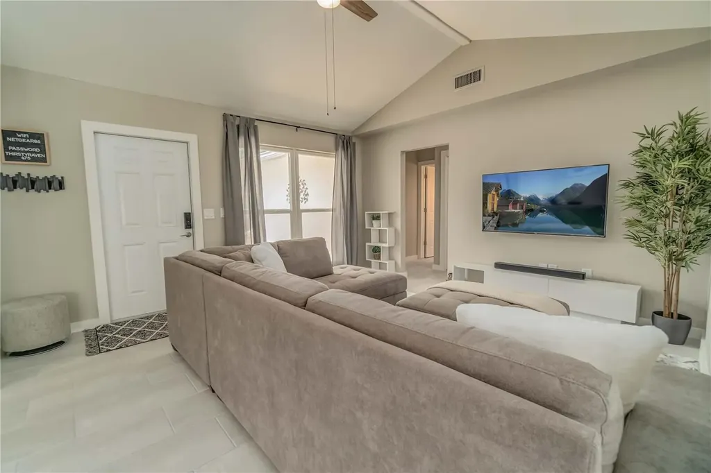 33 Caddy Road Rotonda West FL 33947