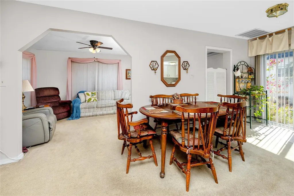 7830 39th Terrace N St Petersburg FL 33709