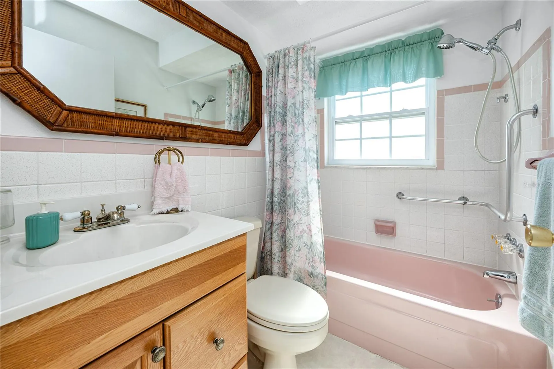 7830 39th Terrace N St Petersburg FL 33709