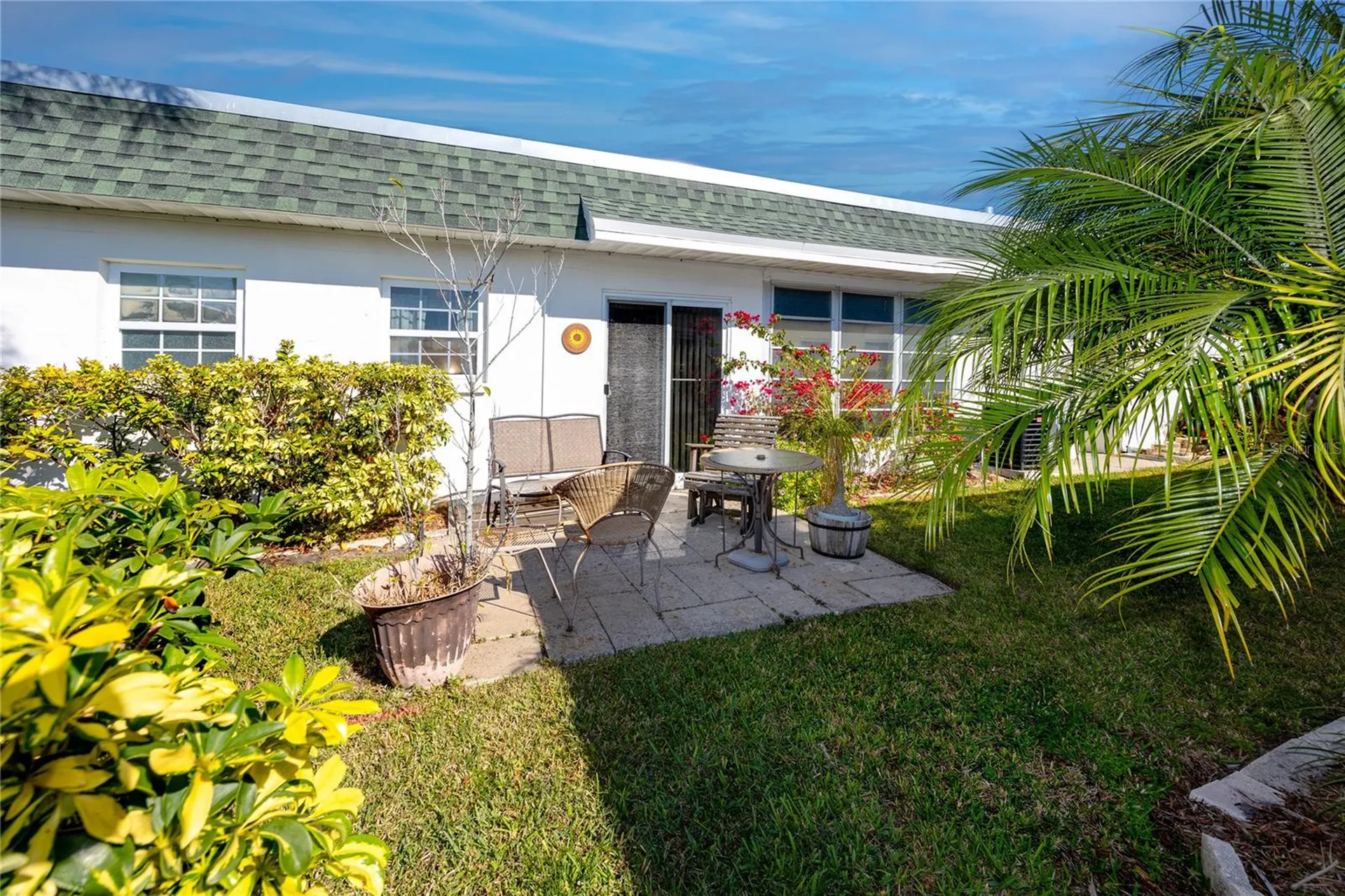 7830 39th Terrace N St Petersburg FL 33709