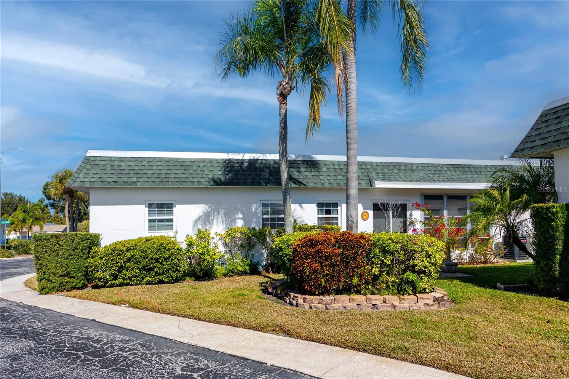 7830 39th Terrace N St Petersburg FL 33709