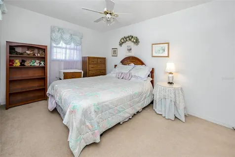 7830 39th Terrace N St Petersburg FL 33709