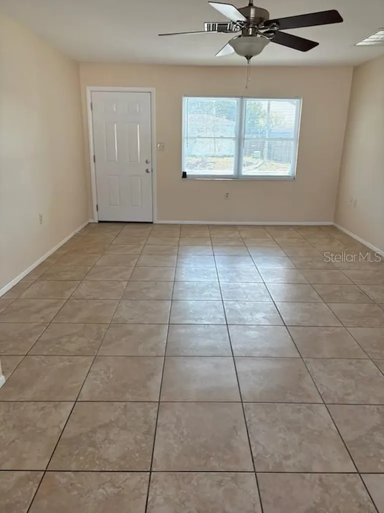 8227 Saybrook Drive Port Richey FL 34668