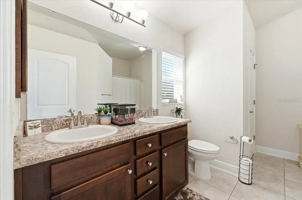 1129 Legatto Loop Dundee FL 33838