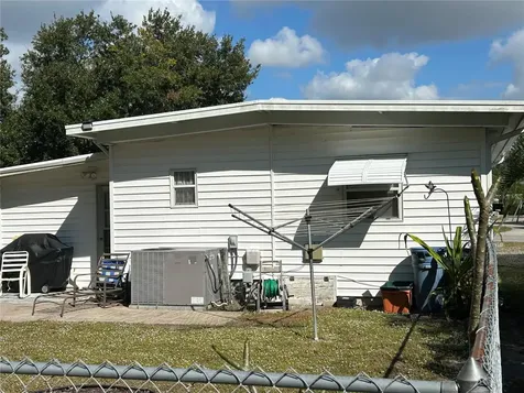 5025 Brae Burn Avenue Sarasota FL 34234