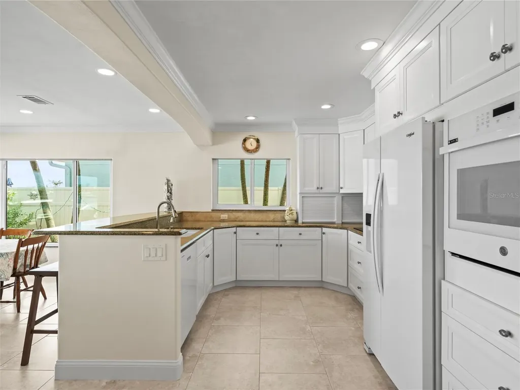 16129 4th Street E Redington Beach FL 33708