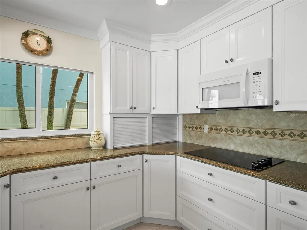 16129 4th Street E Redington Beach FL 33708