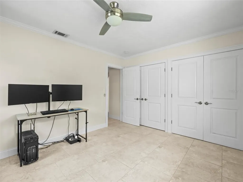 16129 4th Street E Redington Beach FL 33708