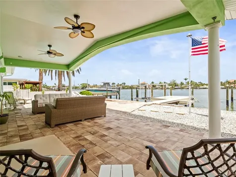 16129 4th Street E Redington Beach FL 33708