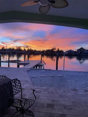 16129 4th Street E Redington Beach FL 33708
