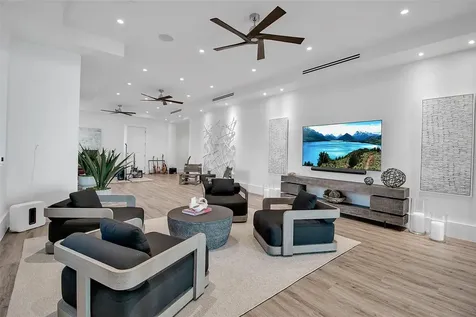 7366 Point Of Rocks Road Sarasota FL 34242