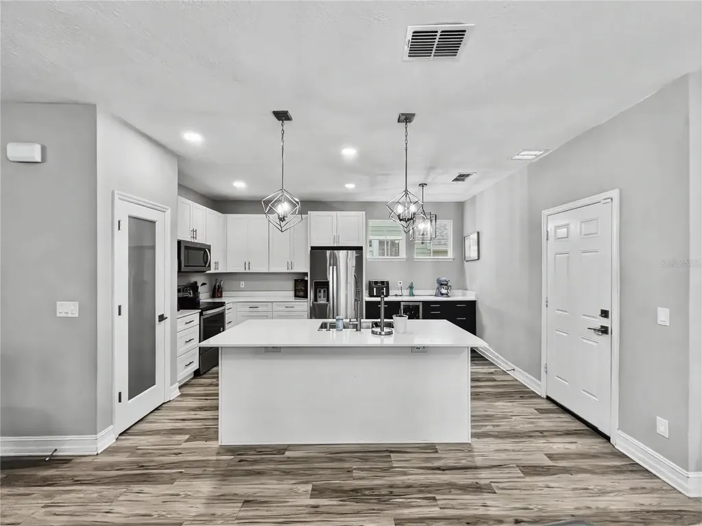 839 Lake Evalyn Drive Celebration FL 34747