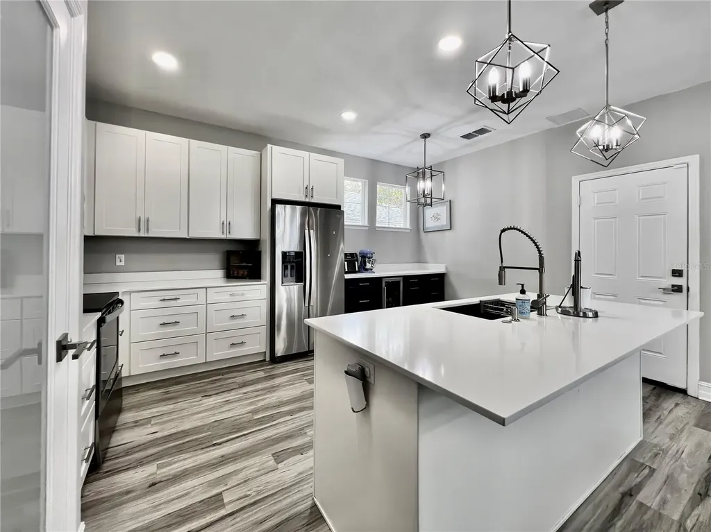 839 Lake Evalyn Drive Celebration FL 34747