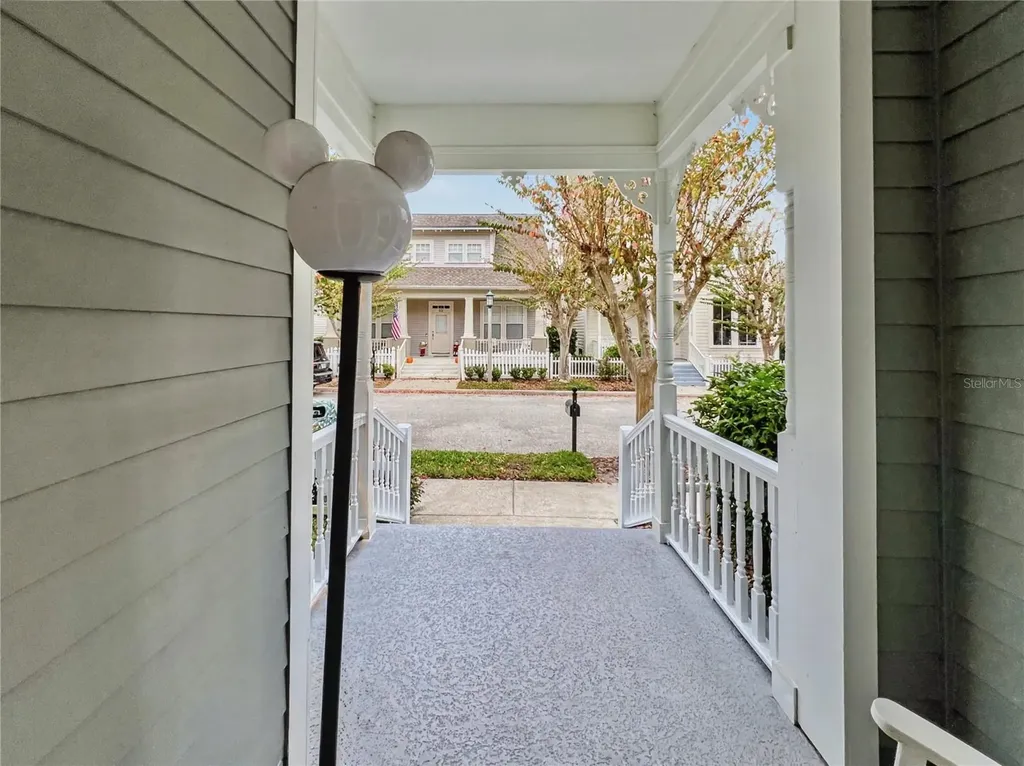 839 Lake Evalyn Drive Celebration FL 34747