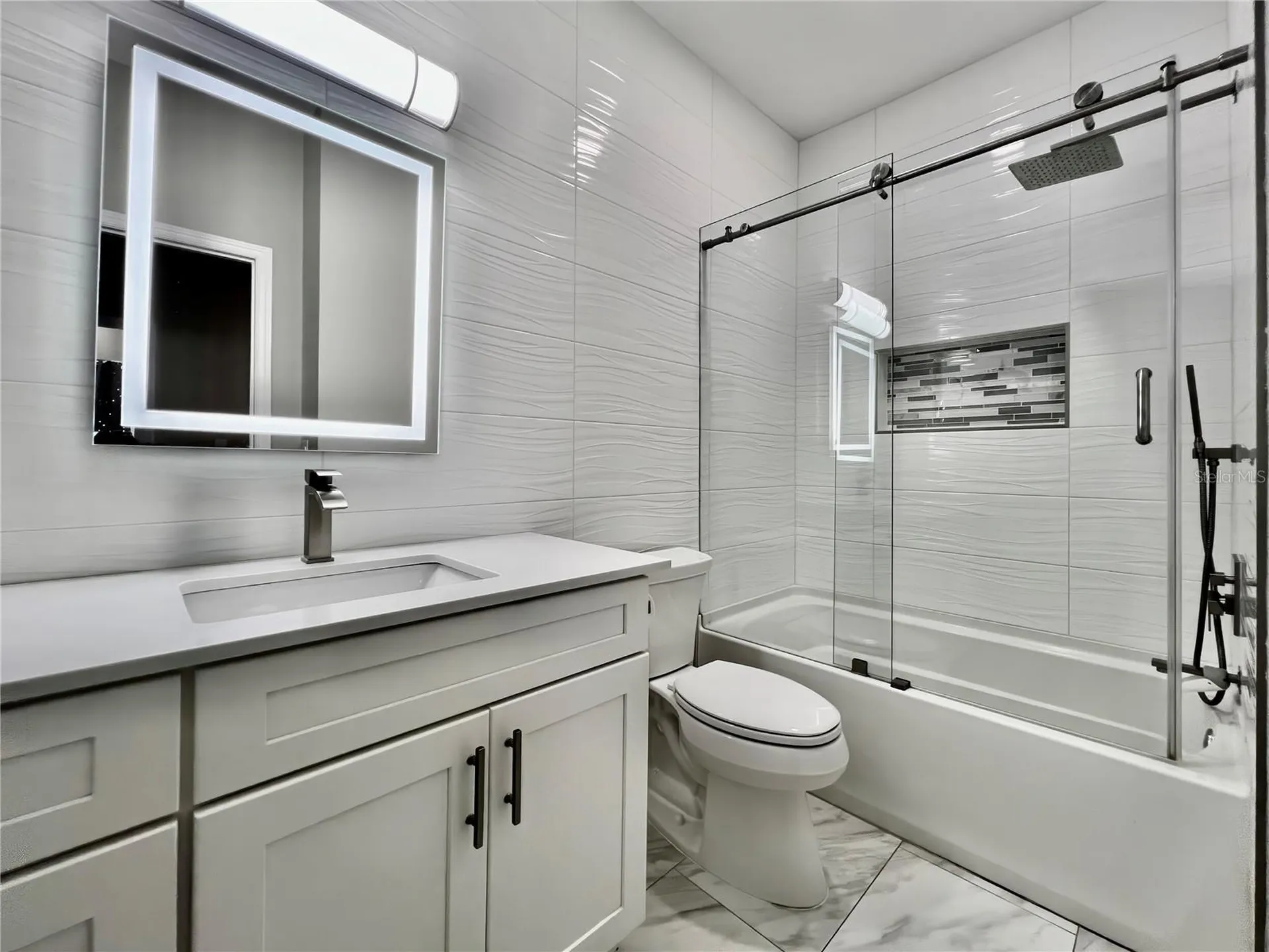 839 Lake Evalyn Drive Celebration FL 34747