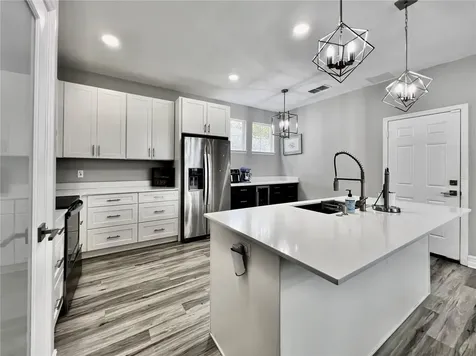 839 Lake Evalyn Drive Celebration FL 34747