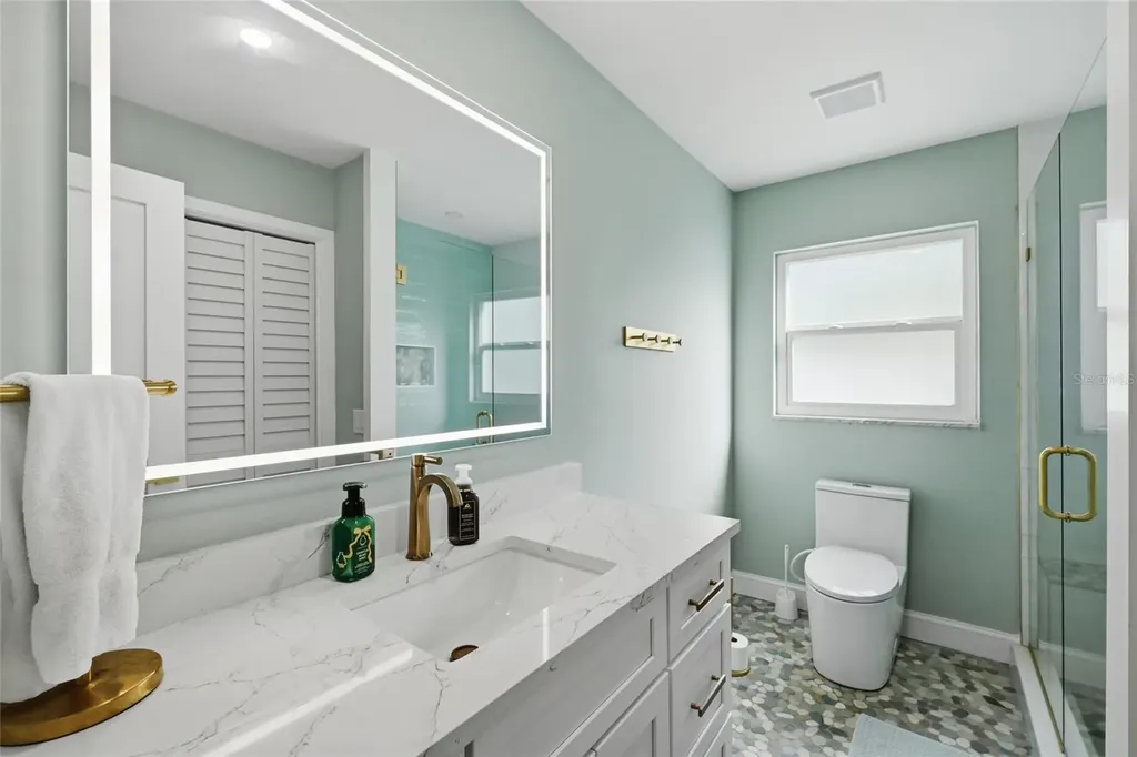 611 Dundee Lane Holmes Beach FL 34217