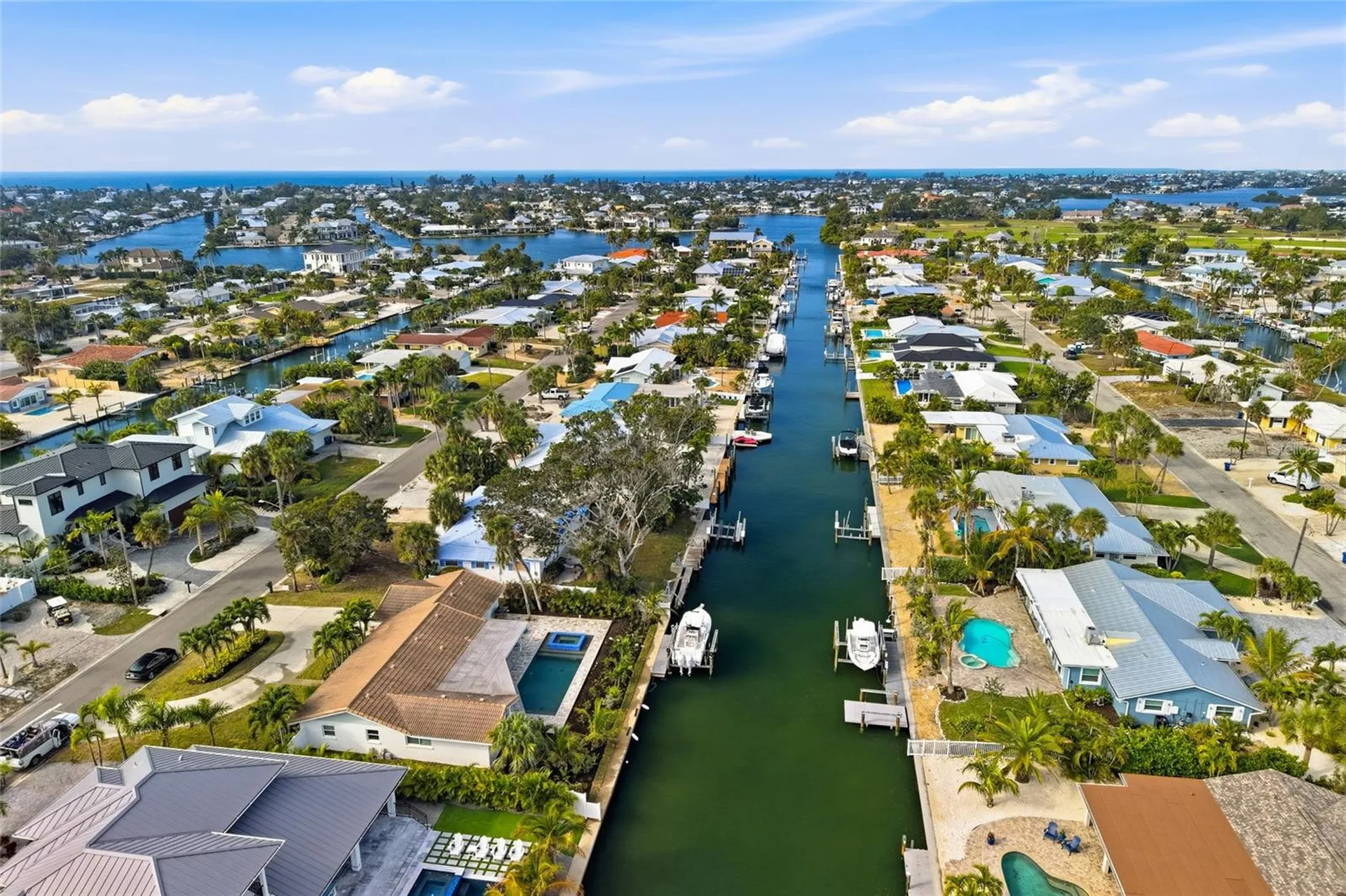 611 Dundee Lane Holmes Beach FL 34217