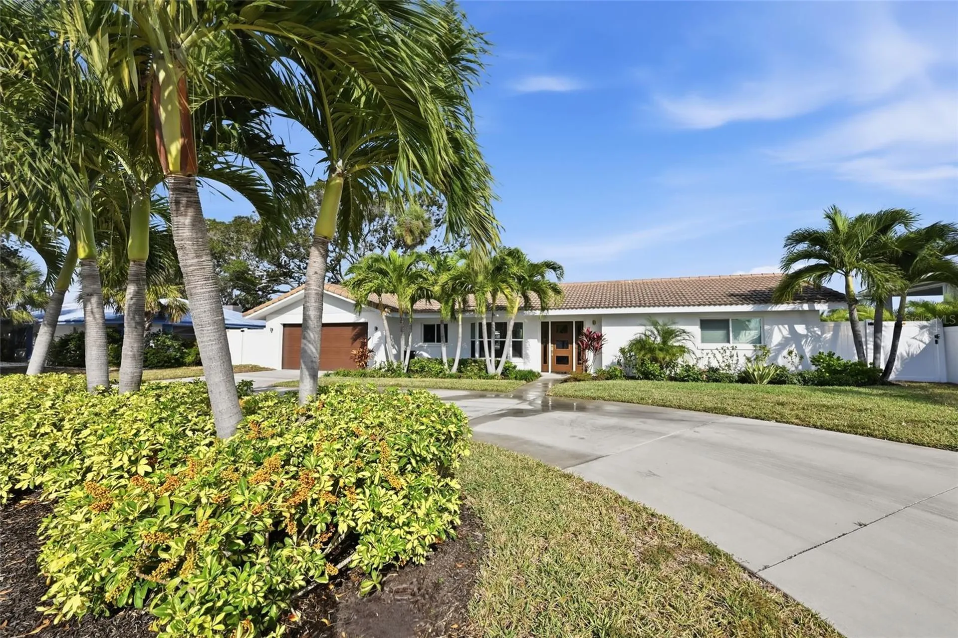 611 Dundee Lane Holmes Beach FL 34217