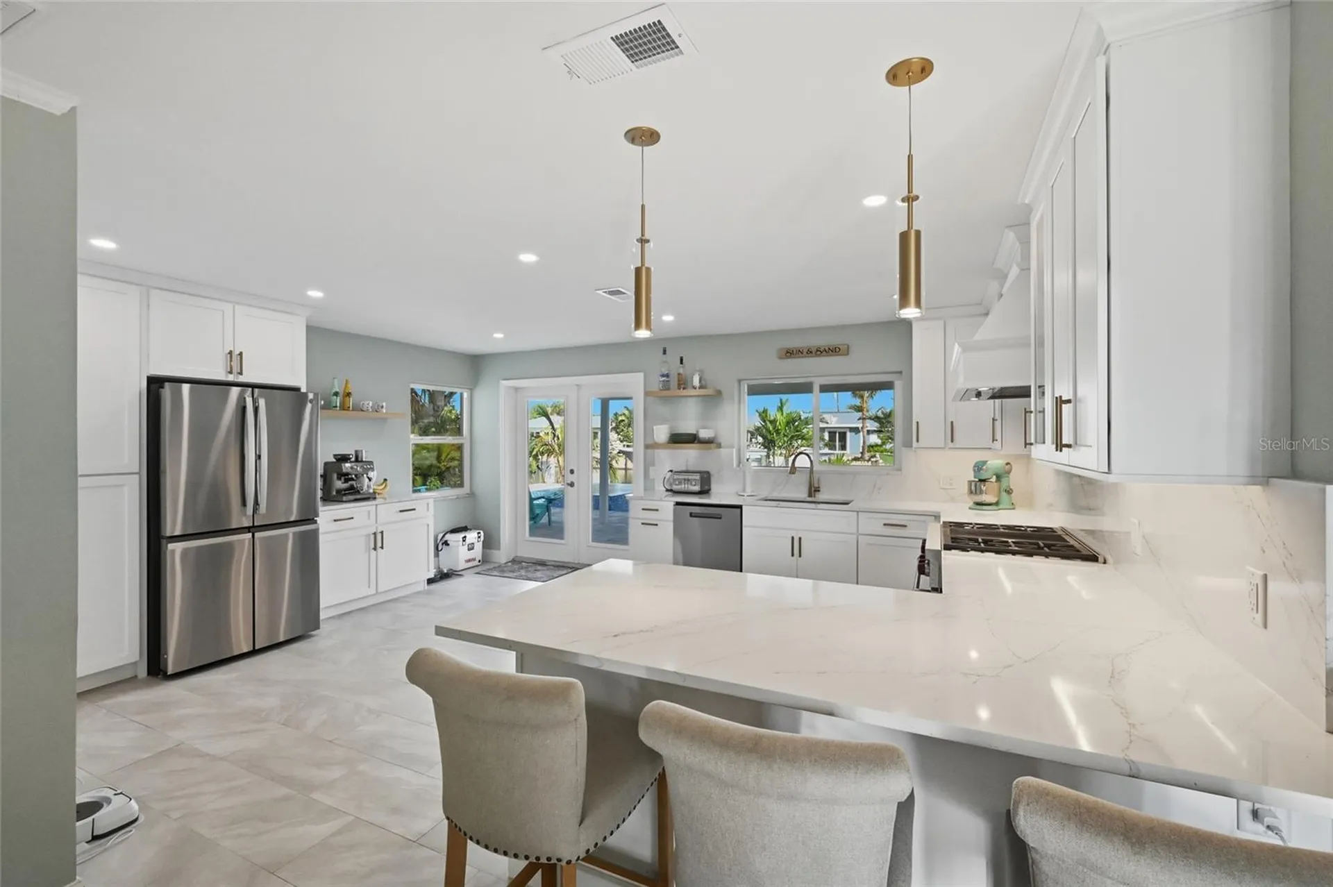 611 Dundee Lane Holmes Beach FL 34217