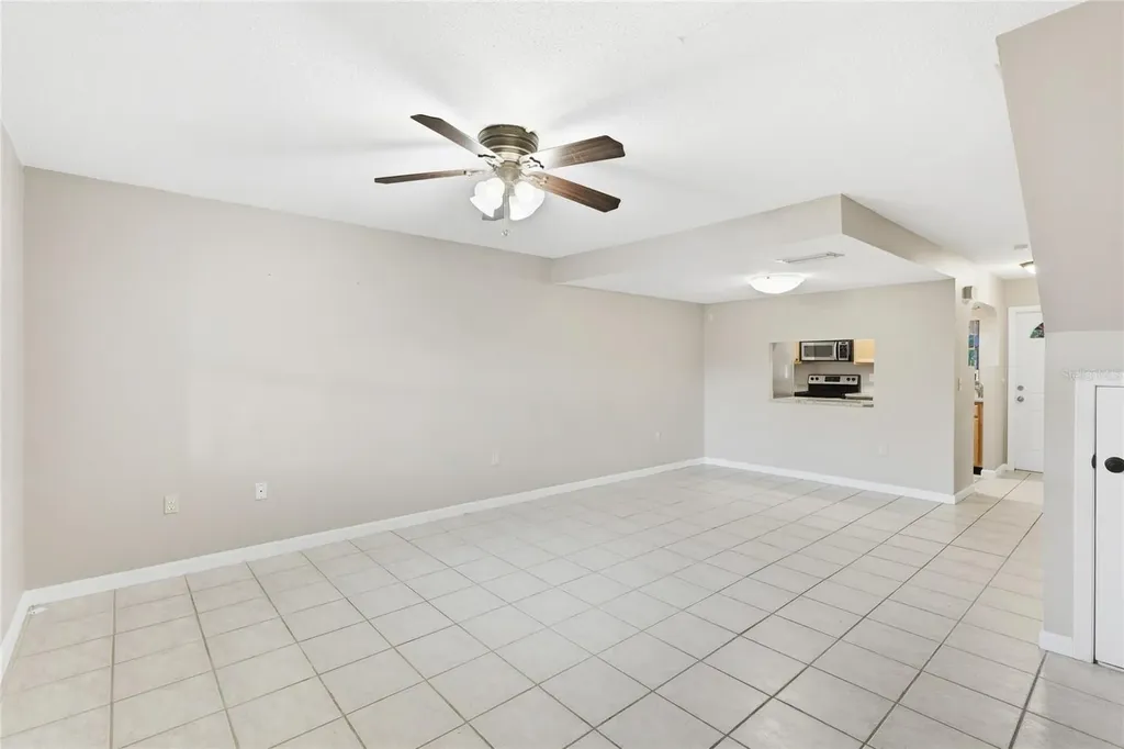 3365 Ramblewood Drive N Sarasota FL 34237