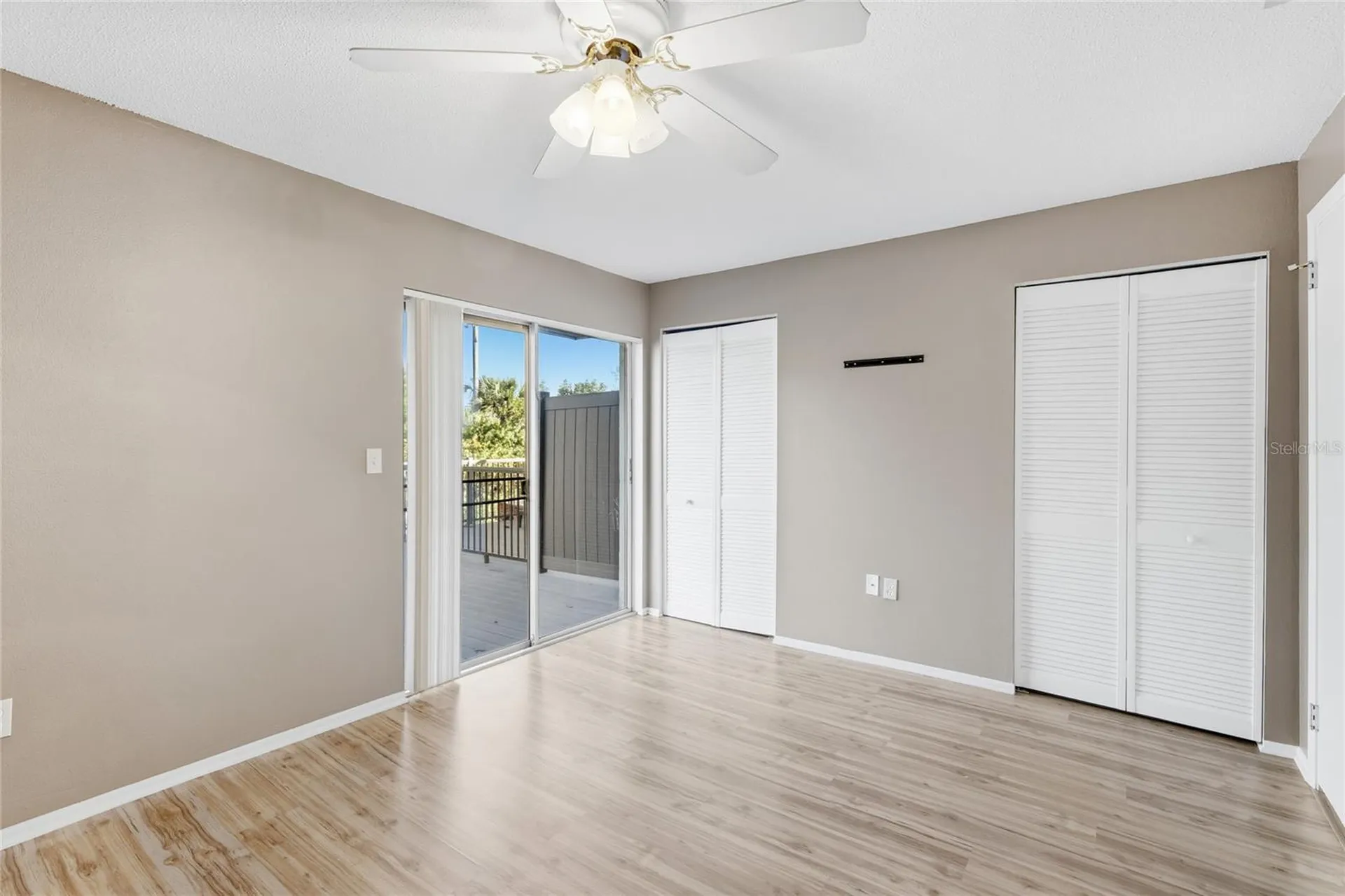 3365 Ramblewood Drive N Sarasota FL 34237