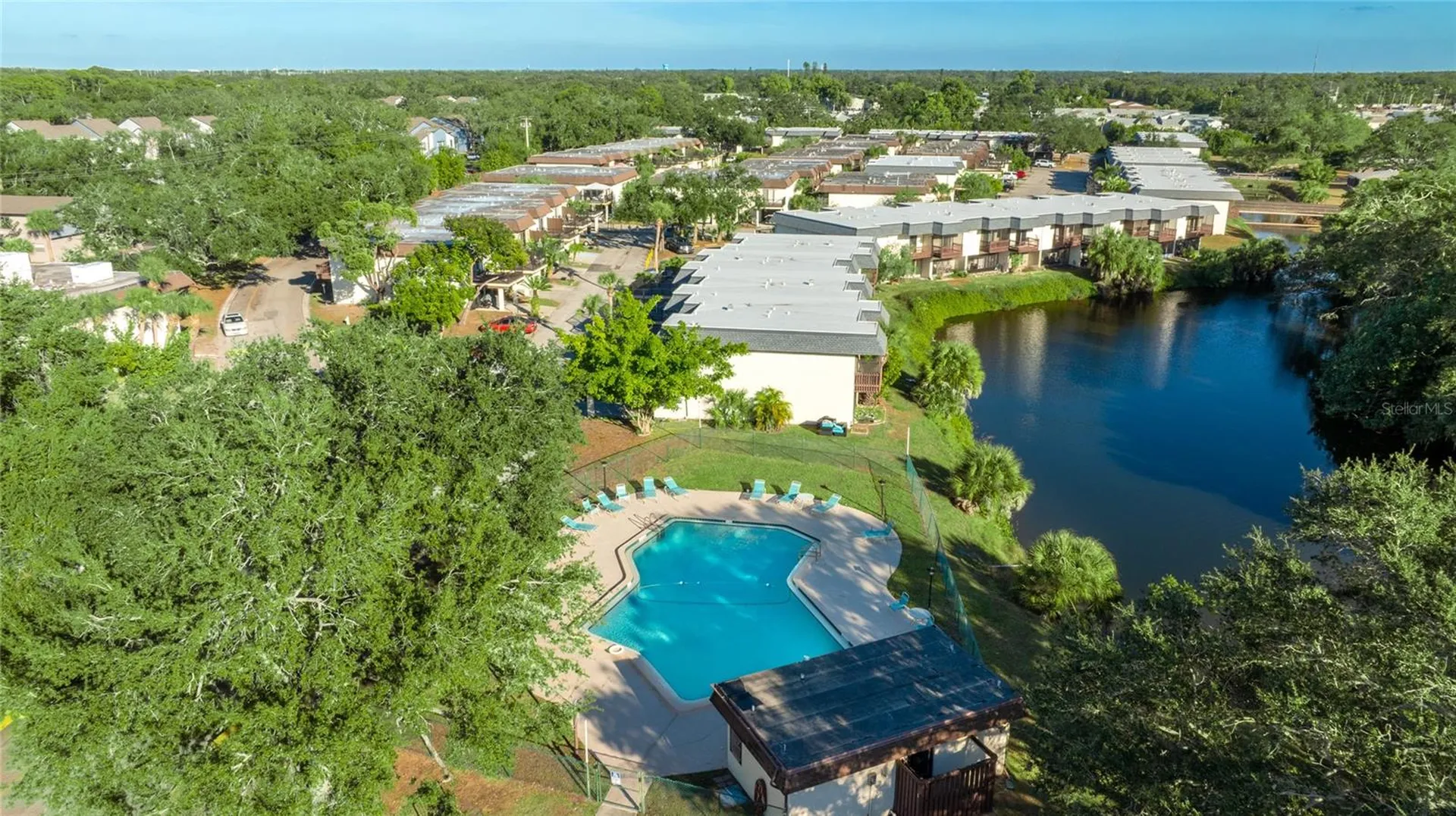 3365 Ramblewood Drive N Sarasota FL 34237