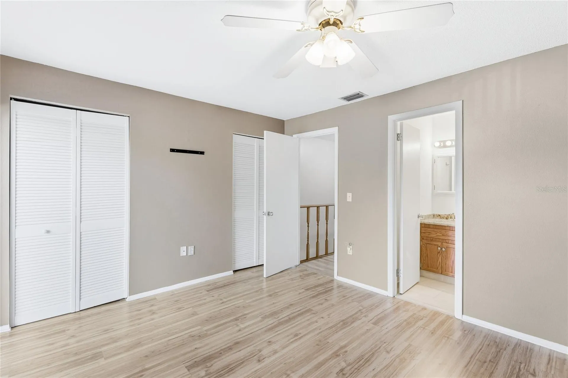 3365 Ramblewood Drive N Sarasota FL 34237