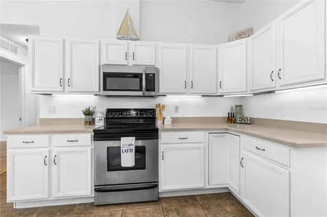 16 Manderley Lane Ormond Beach FL 32174
