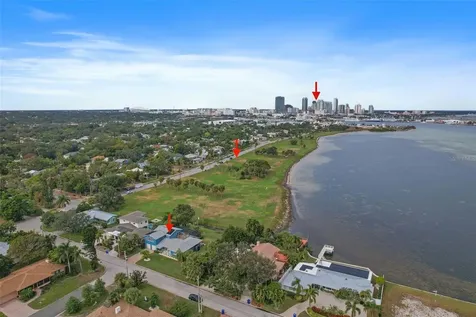 321 22nd Avenue SE St Petersburg FL 33705