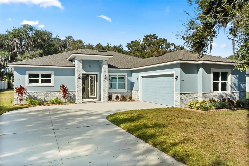 319 Water Shore Drive Leesburg FL 34748